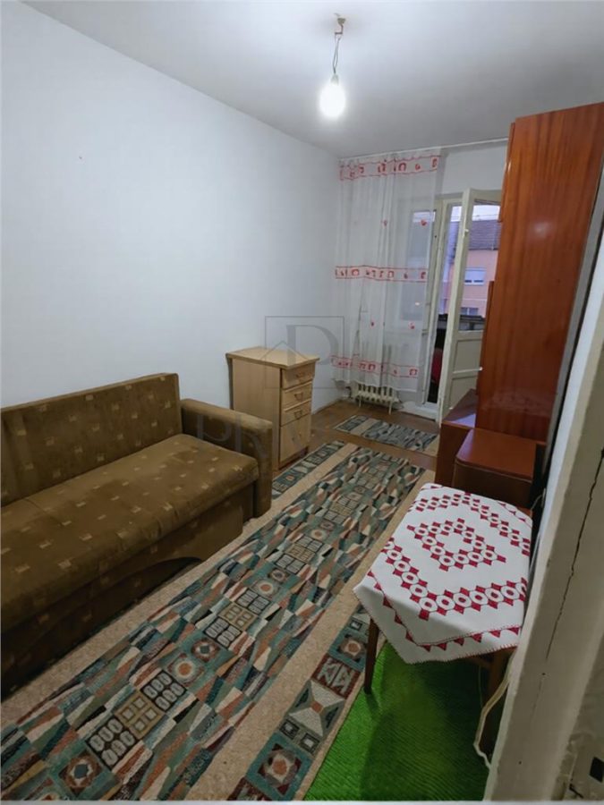 SAGULUI - 3 CAM - 2 BALCOANE - SEMIDECOMANDAT - ZONA || - foto 6