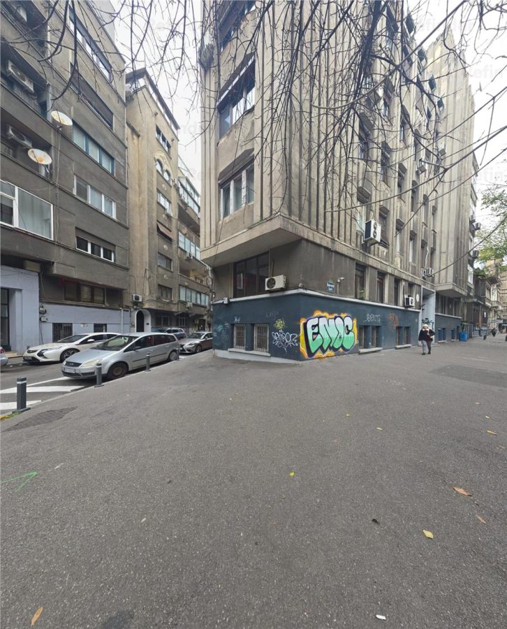 Vanzare apartament 5 camere | Universitate-Bd Carol | etaj 4/6 | interbelic | 140mp utili plus 2 boxe si garaj | - 