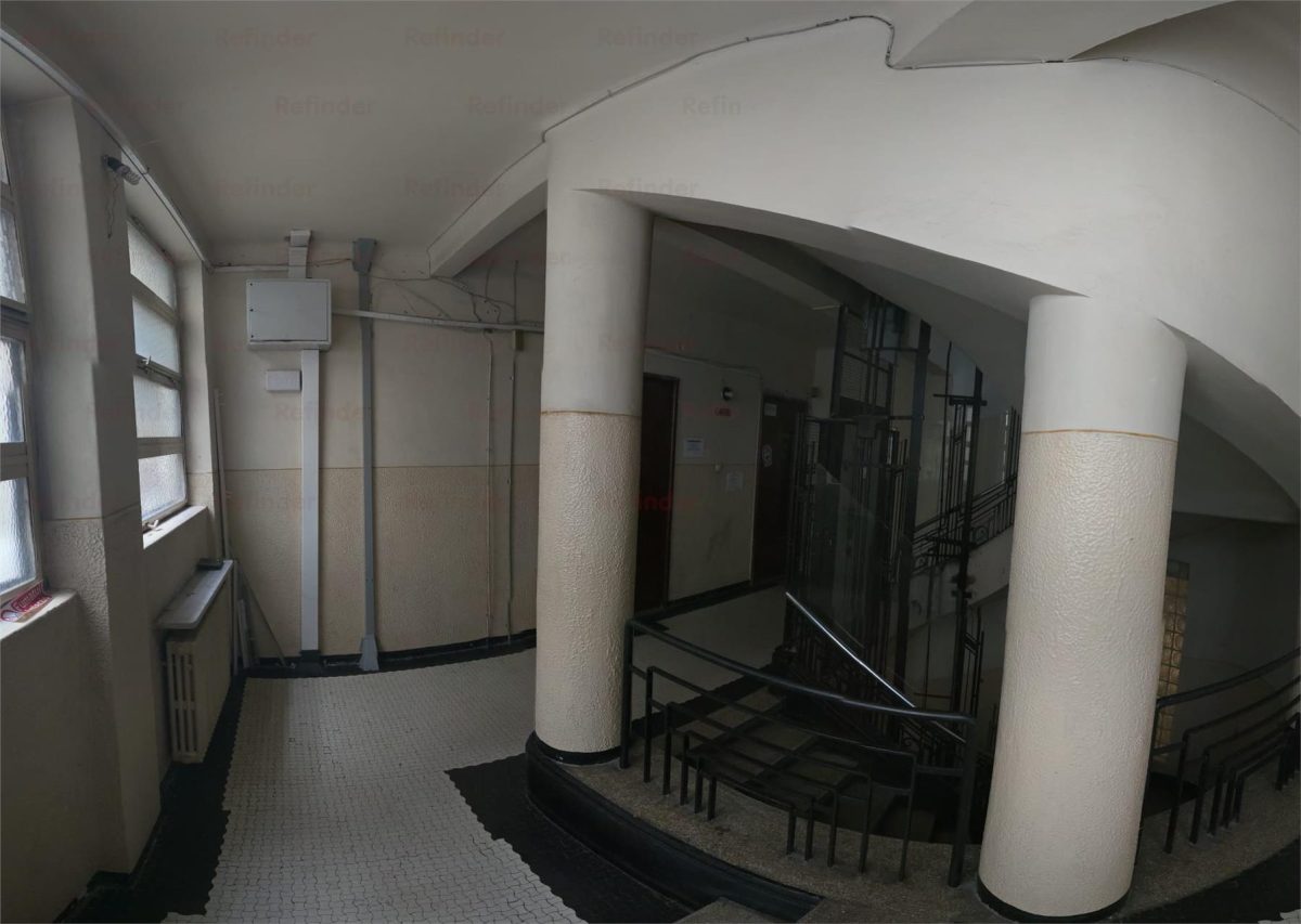 Vanzare apartament 5 camere | Universitate-Bd Carol | etaj 4/6 | interbelic | 140mp utili plus 2 boxe si garaj | - foto 3