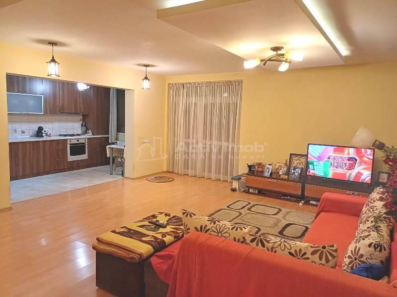 Vanzare Casa  - Vila - Prelungirea Ghencea - Margelelor - teren 300mp -  235000E-  NEGOCIABIL - Comision 0! - foto 3