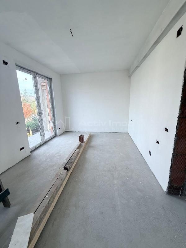 Vanzare -  Casa  - Vila - Prelungirea Ghencea - Dantelei - teren 245mp -210000E -  Comision 0! - foto 23