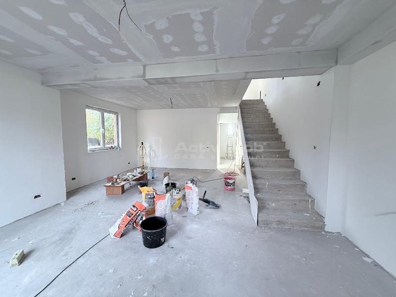 Vanzare -  Casa  - Vila - Prelungirea Ghencea - Dantelei - teren 245mp -210000E -  Comision 0! - foto 9