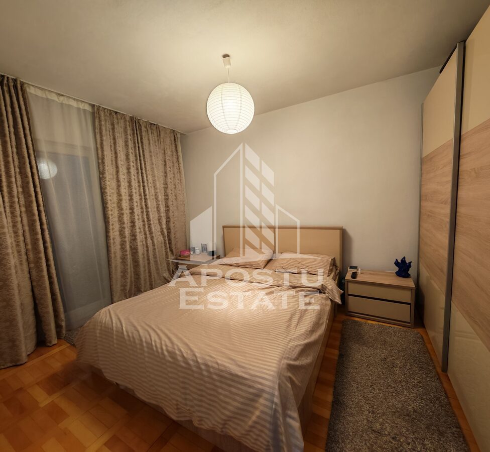 Apartament de vanzare cu 3 camere, 2 bai, etajul 2, zona Lipovei - foto 9