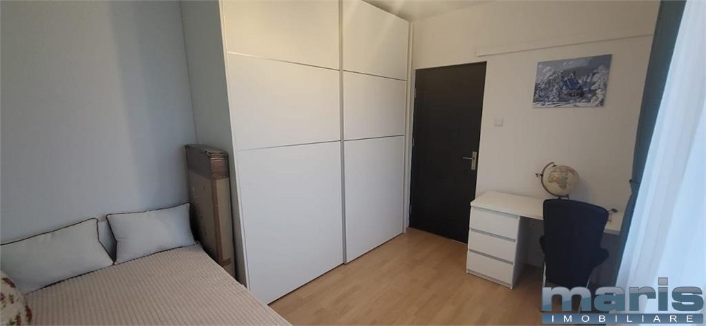 Tudor Str. Transilavnia apartament 3 camere - foto 6