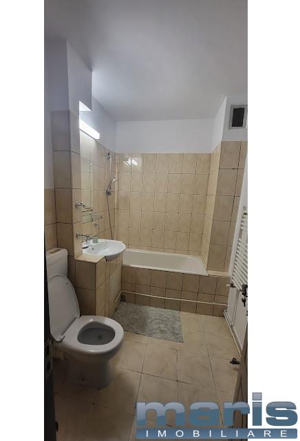 Tudor Str. Transilavnia apartament 3 camere - foto 7