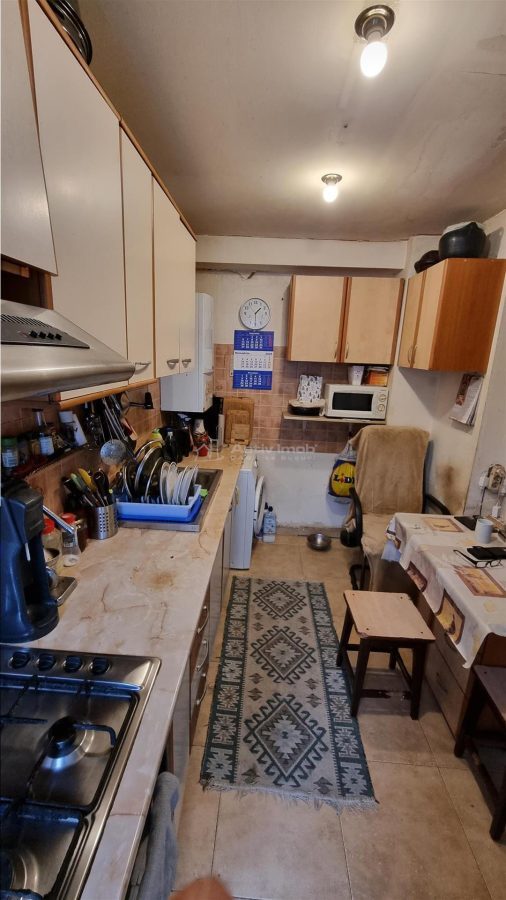 3 camere in vila si curte individuala - foto 3