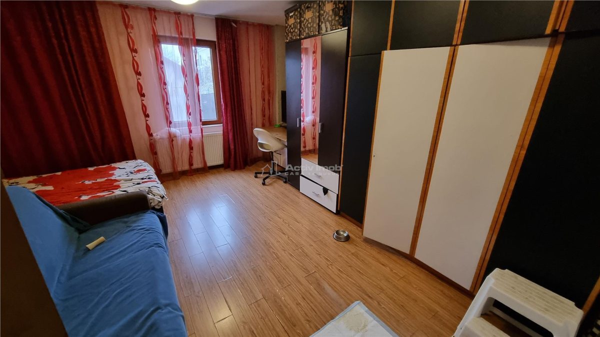 3 camere in vila si curte individuala - foto 4