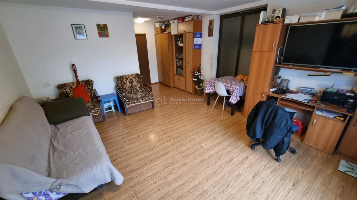 3 camere in vila si curte individuala - foto 7