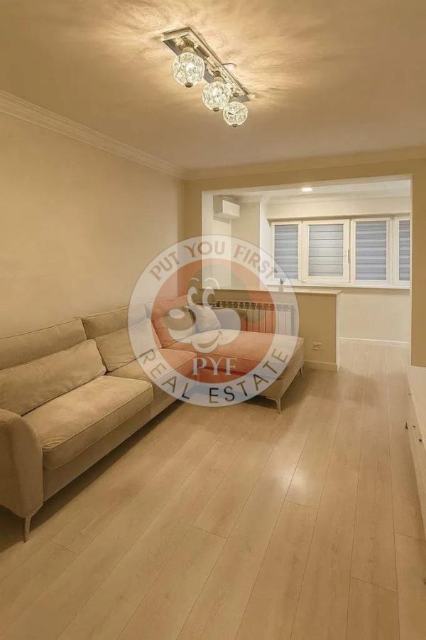 Piata Gorjului | Apartament 3 camere | Decomandat | 73mp | B12236 - 
