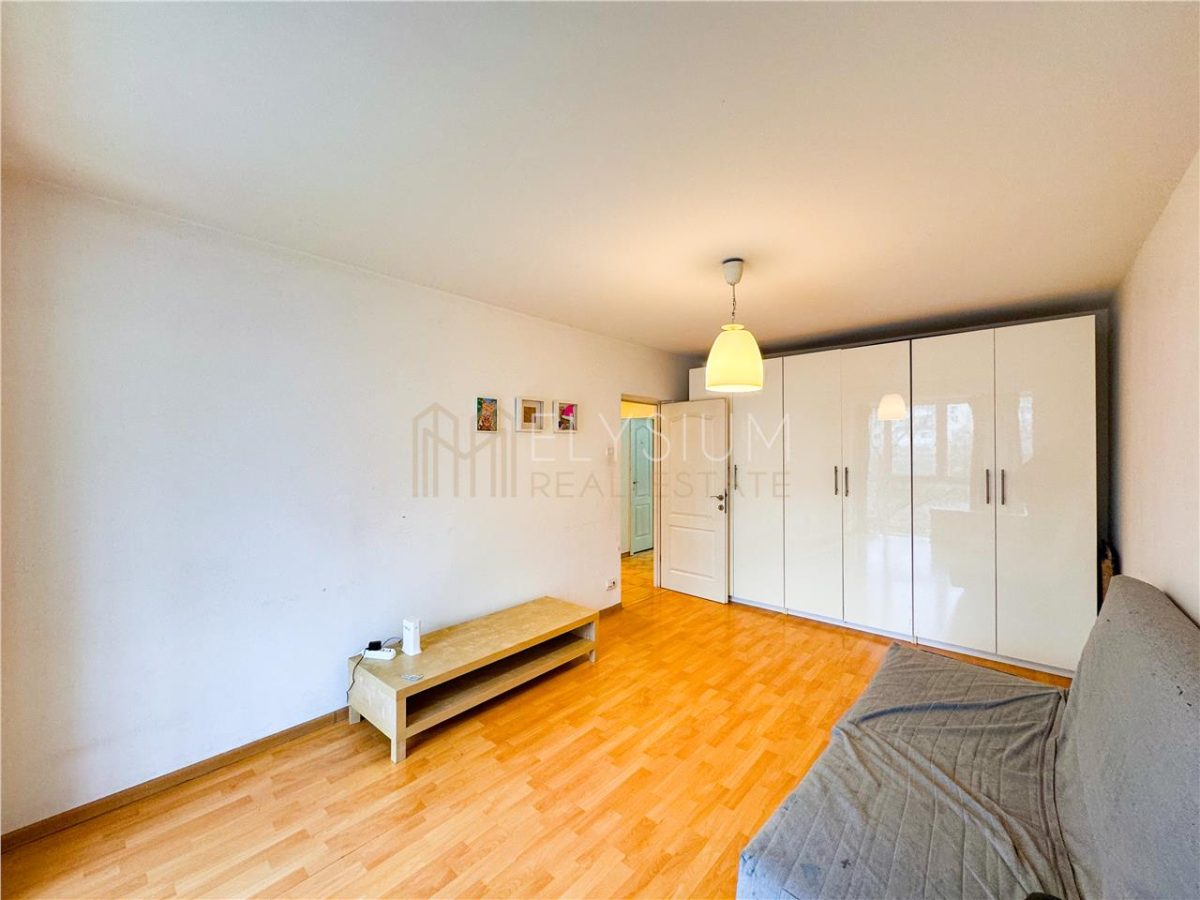Apartament de vanzare 3 camere Tineretului - foto 5