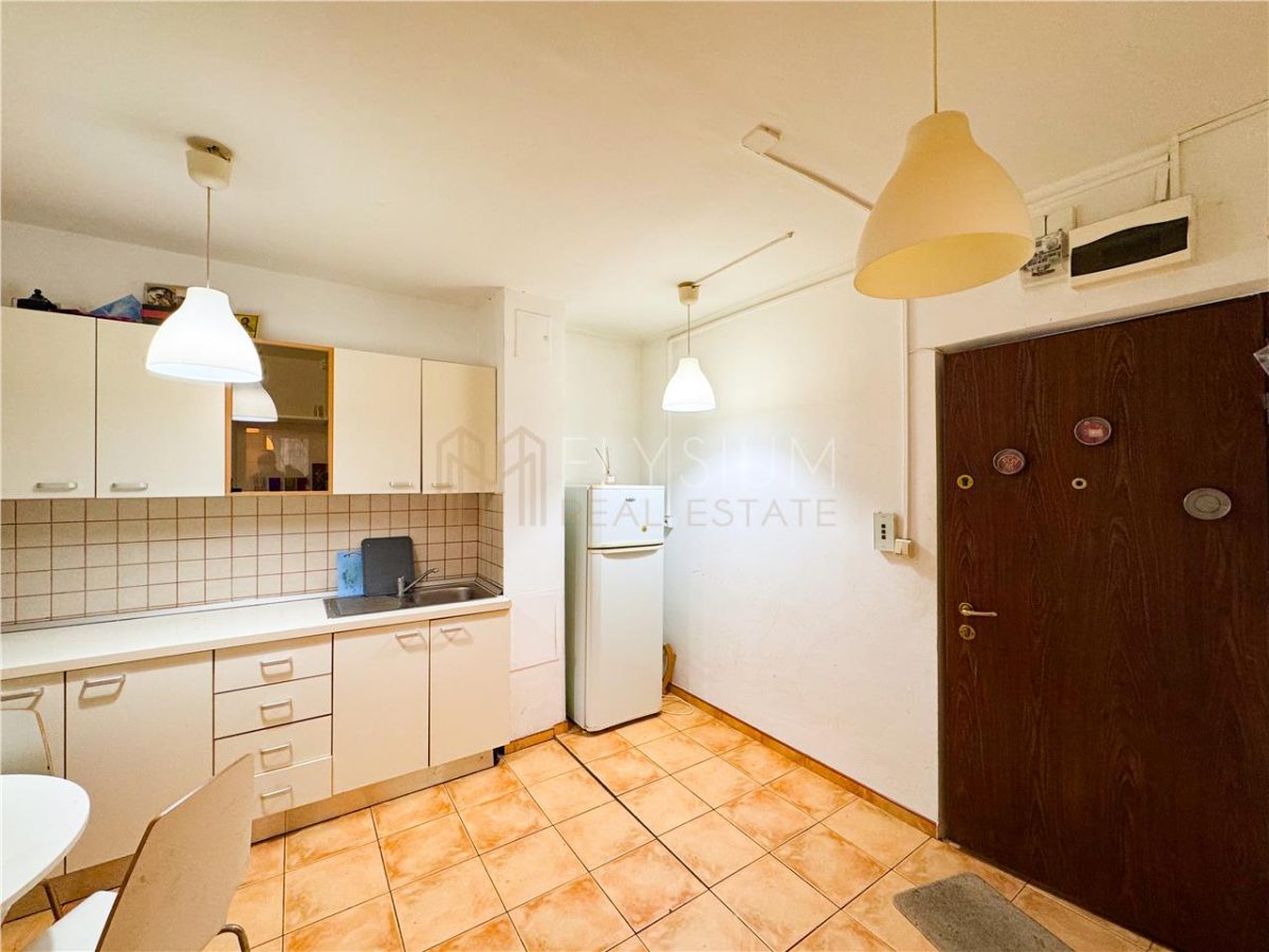Apartament de vanzare 3 camere Tineretului - foto 10
