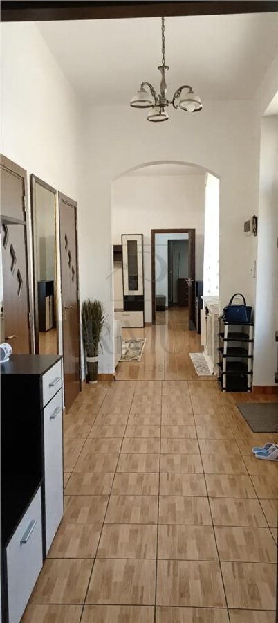 PIATA TRAIAN - 3 CAM - ETJ.1 - CURTE - BOXA - CENTRALA - ARHITECTURAL || - 