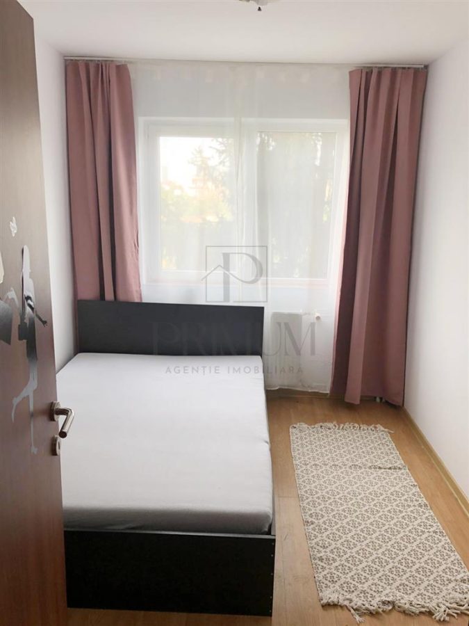 CETATII - 3 CAM - BOXA - ETJ.3 - RENOVAT - ZONA EXCELENTA - foto 4