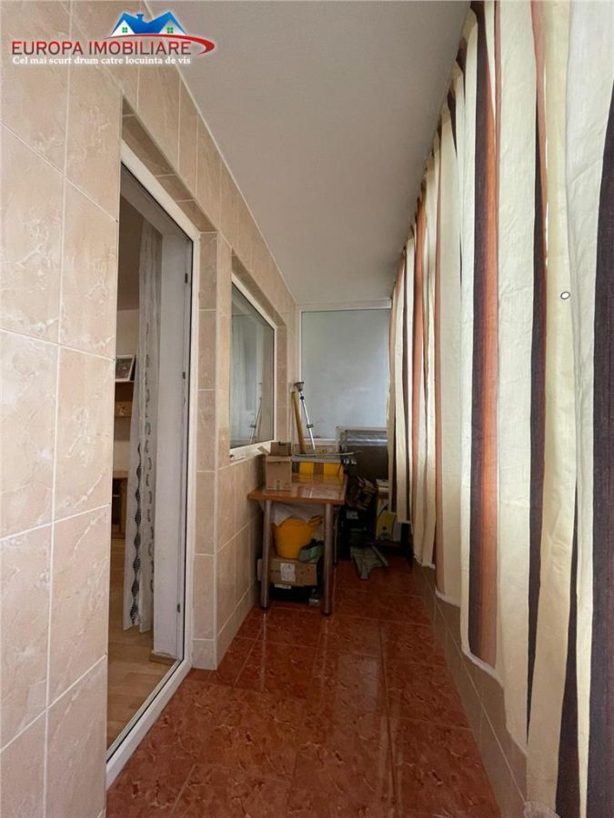 Apartament cu 2 camere de vanzare zona centrala-Tulcea - foto 7
