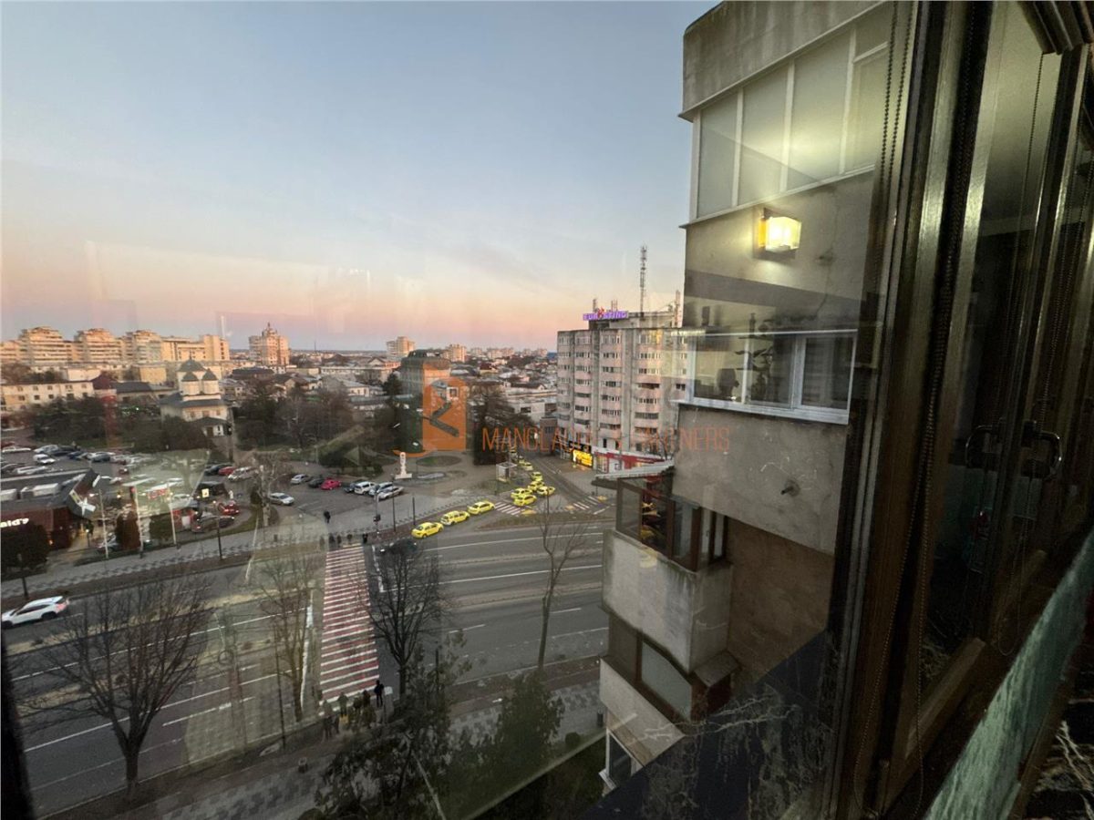 Apartament 3 camere cf 1 decomandat zona Ultracentral - foto 14