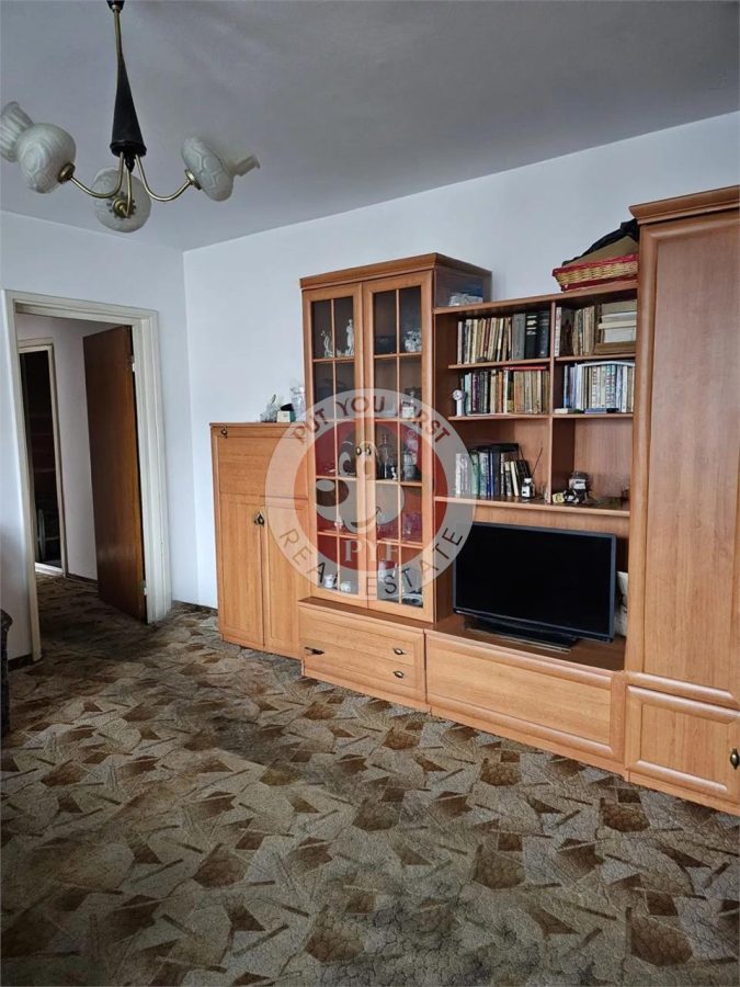 Piata Gorjului | Apartament 3 camere | 71mp | Semidecomandat | B12359 - 