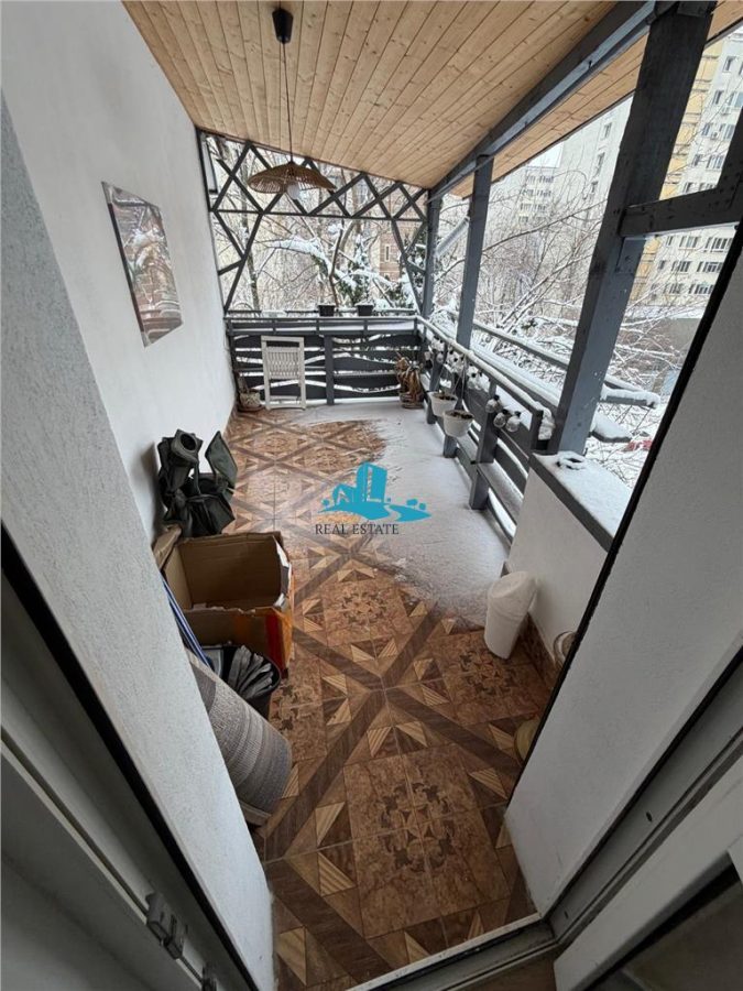 Vanzare apartament 5 camere Obor, boxa, loc parcare, centrala proprie, fara risc seismic - foto 11