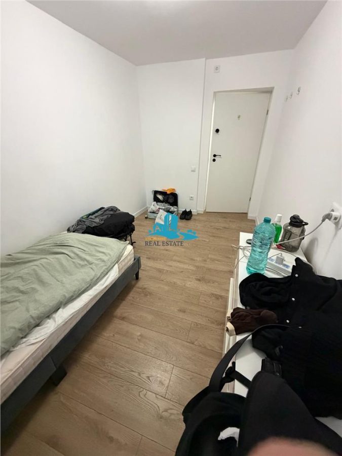 Vanzare apartament 5 camere Obor, boxa, loc parcare, centrala proprie, fara risc seismic - foto 3