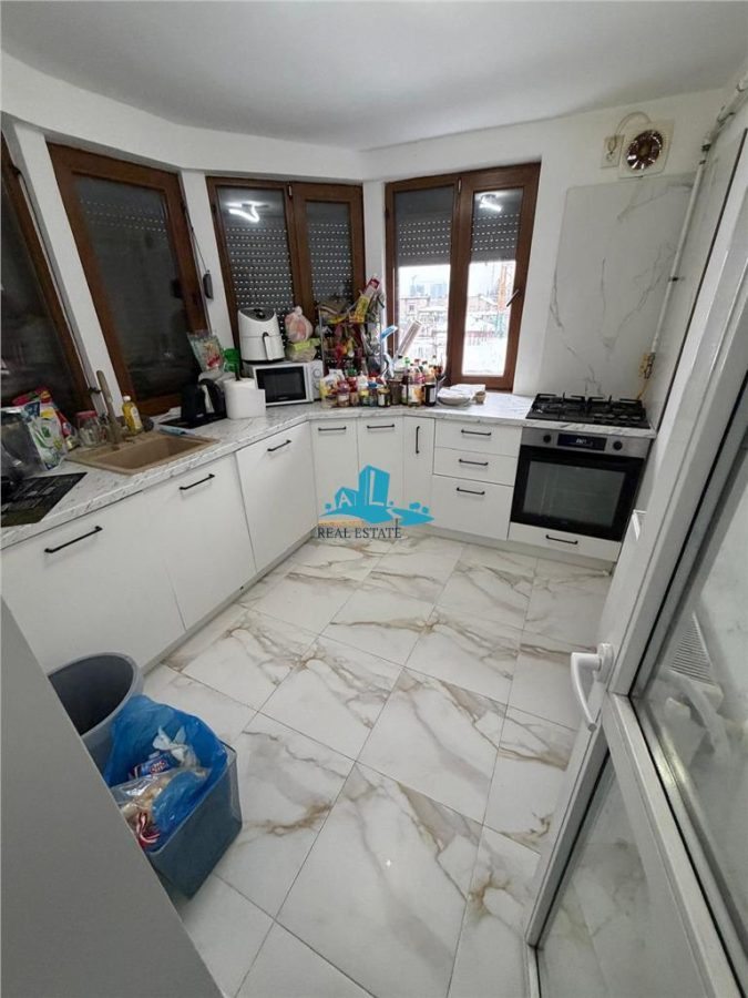 Vanzare apartament 5 camere Obor, boxa, loc parcare, centrala proprie, fara risc seismic - foto 21