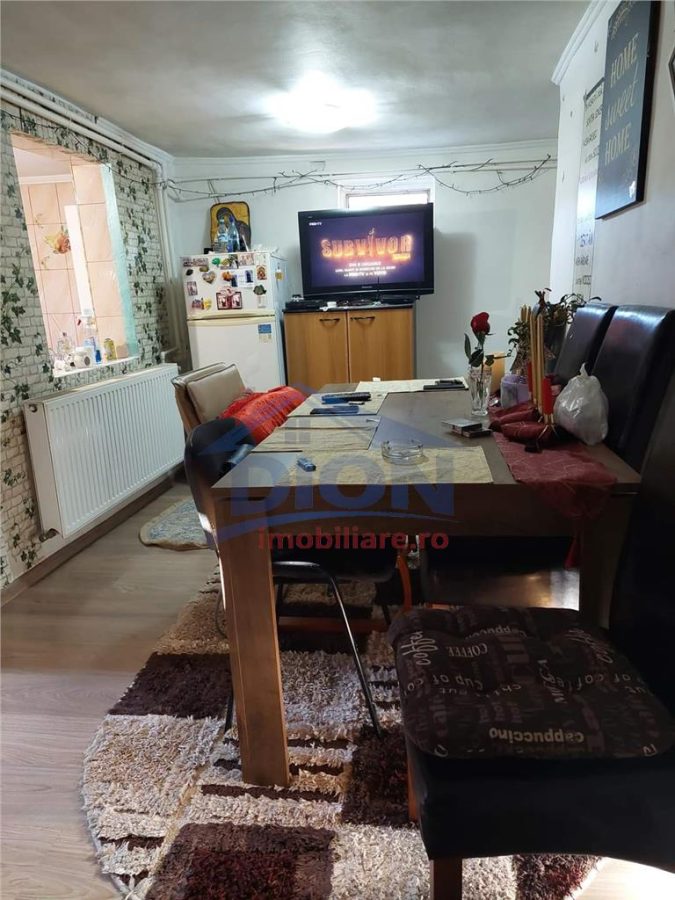 Casa si teren  in Tei -  Petricani - foto 4