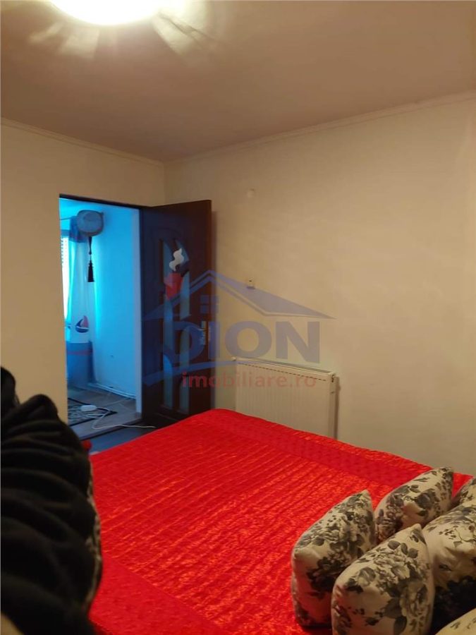 Casa si teren  in Tei -  Petricani - foto 6