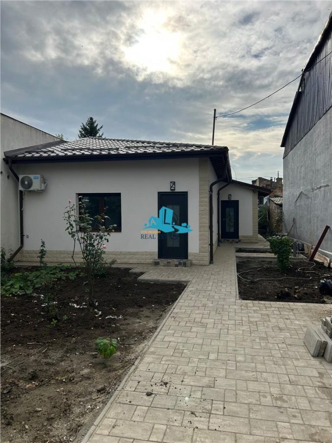 Vanzare casa 3 camere, 2 bai, curte 300 mp, Parc Bazilescu, renovata integral - foto 4
