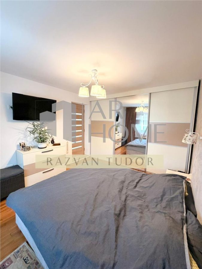 Casa 5 camere lux , cu garaj , beci ,  Ploiesti , ultracentral - foto 22