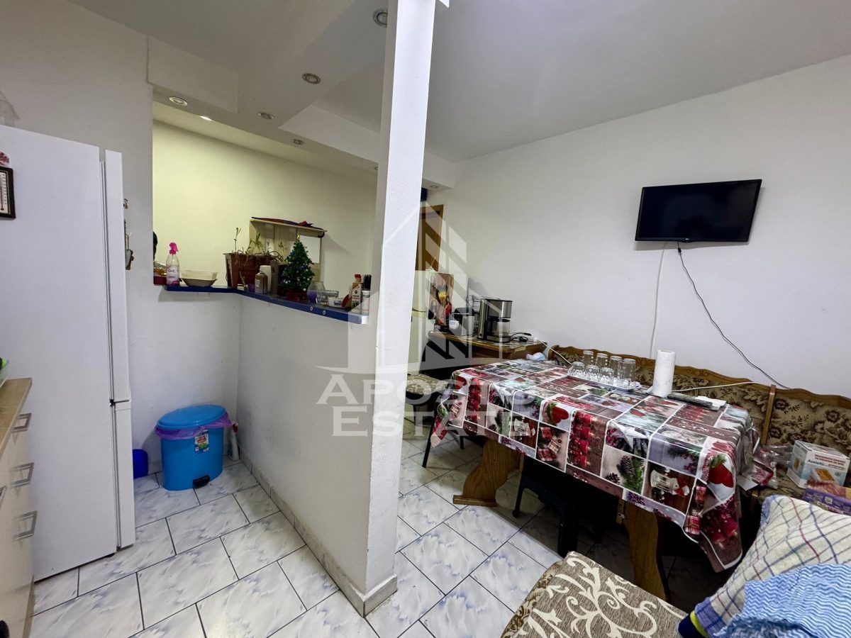 Apartament cu 2 camere, boxa la subsol, Zona Lipovei - foto 4