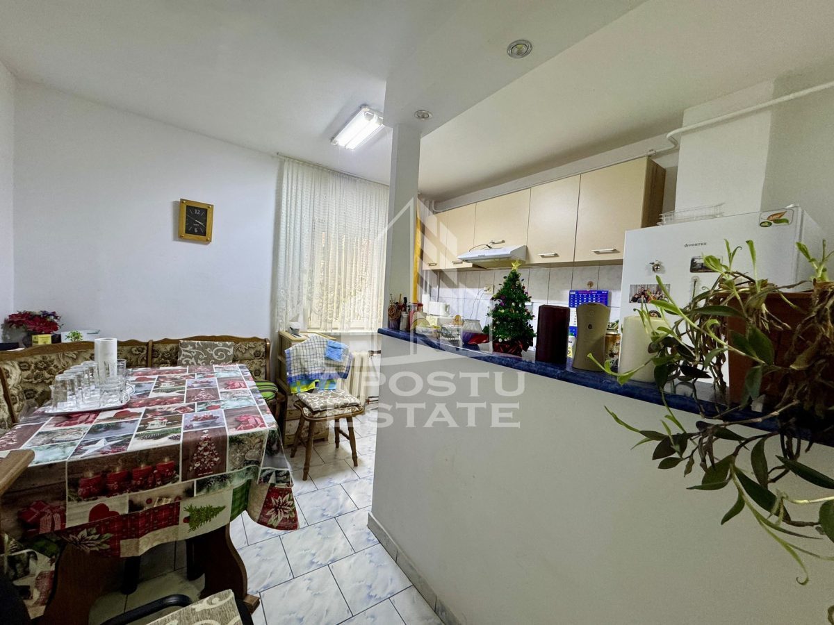 Apartament cu 2 camere, boxa la subsol, Zona Lipovei - foto 5