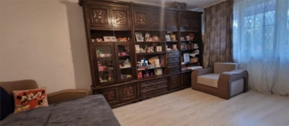 Inchiriere Apartament 3 Camere Decomandat Berceni-Huedin - foto 5