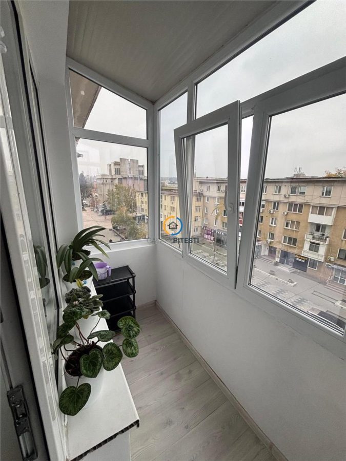 Închiriere apartament 4 camere Ultracentral - foto 7