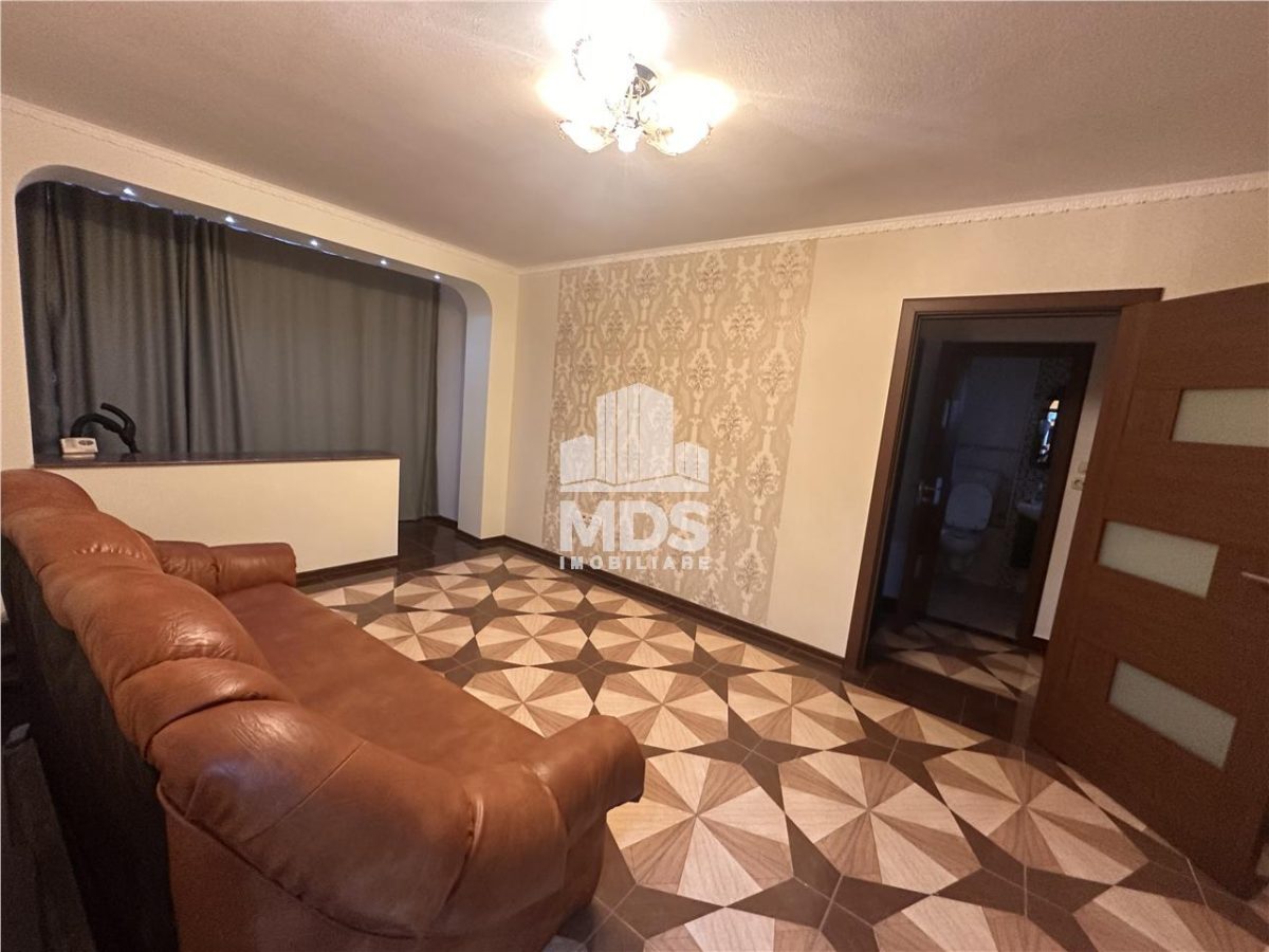 2 camere etaj 1 in bloc anvelopat - 