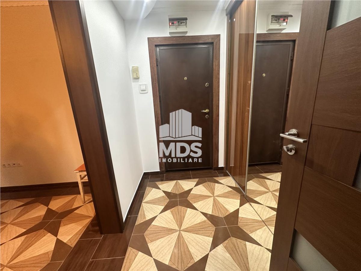 2 camere etaj 1 in bloc anvelopat - foto 2