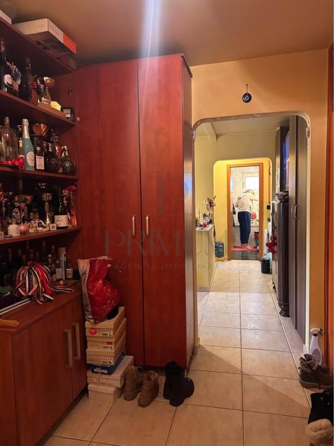 MIRCEA CEL BATRAN |3 CAM | ET.1 | DECOMANDAT | ZONA EXCELENTA - foto 3