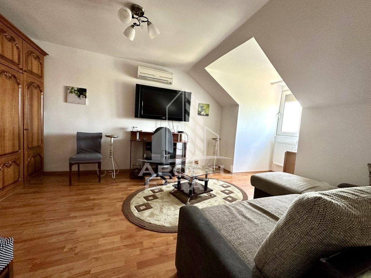 Apartament cu 3 camere de vanzare,  zona Girocului, Timisoara - foto 1