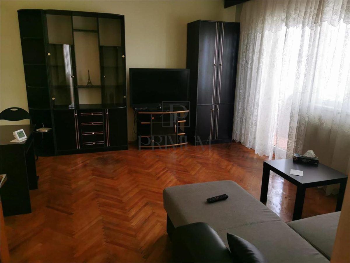 SIMION BANUTIU |3 CAM |DECOMANDAT |2 BAI |2 BALCOANE |CENTRALA | BOXA | - 