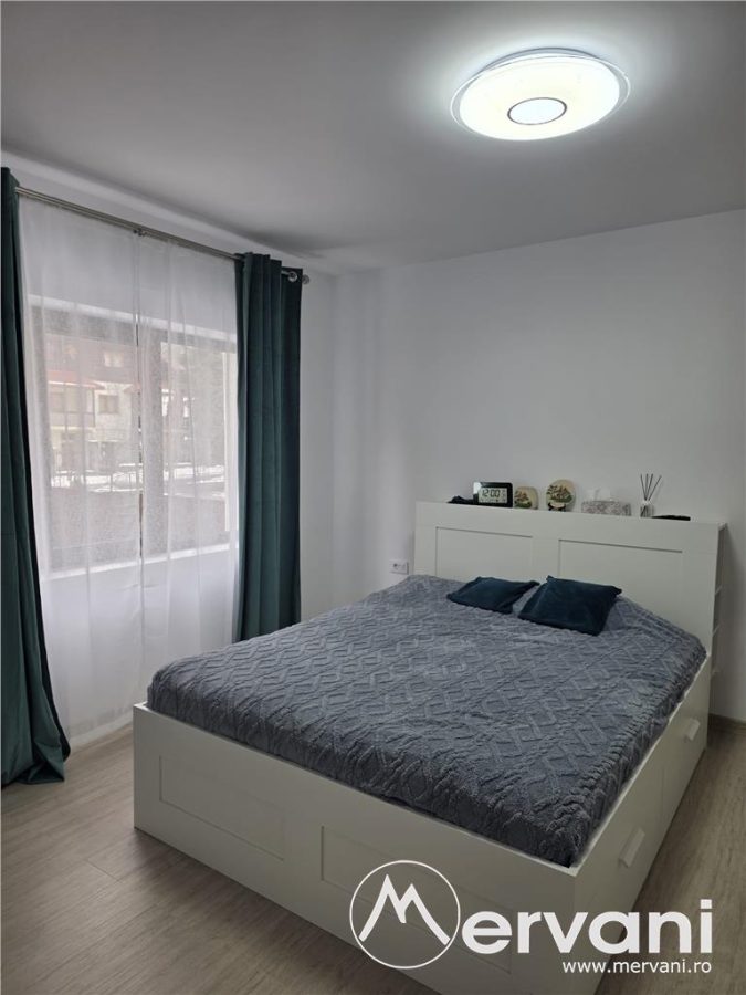 Vila de vanzare cu 6 camere in Sinaia - foto 13