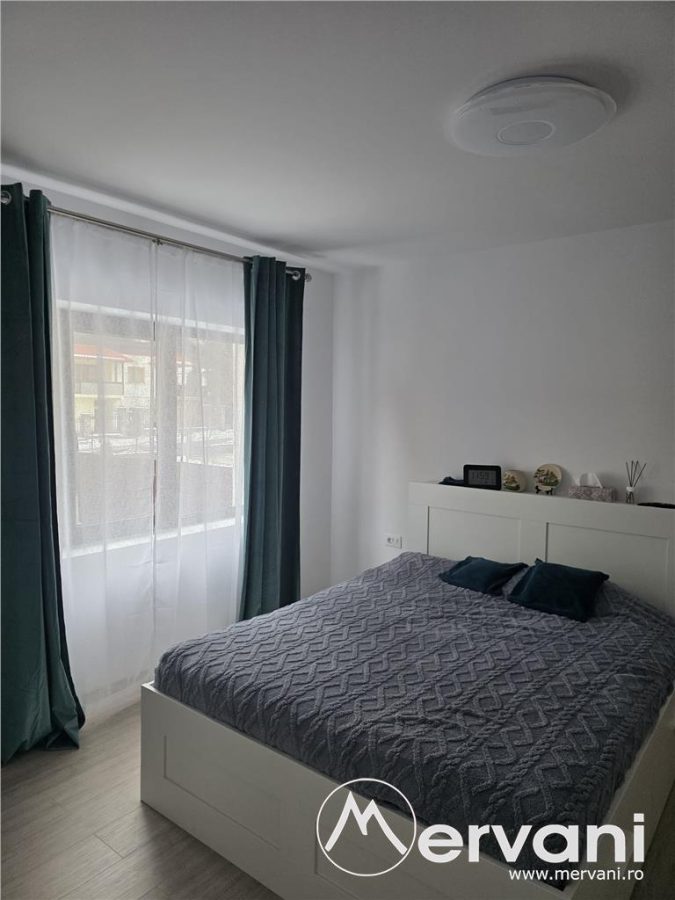 Vila de vanzare cu 6 camere in Sinaia - foto 6