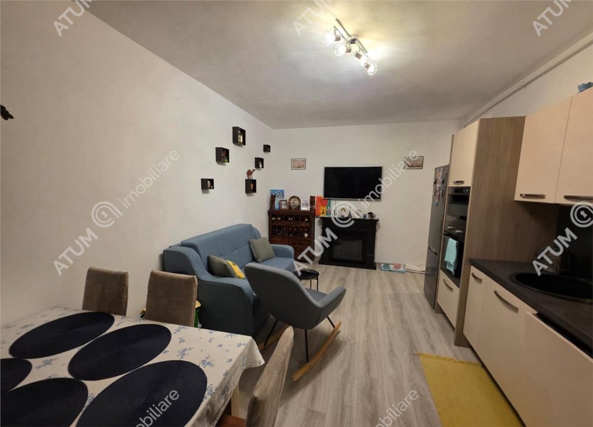 Apartament cu 3 camere decomandate loc privat de parcare zona Selimbar - foto 4