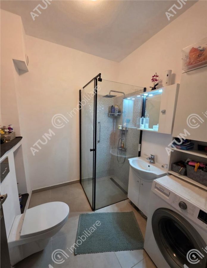 Apartament cu 3 camere decomandate loc privat de parcare zona Selimbar - foto 8