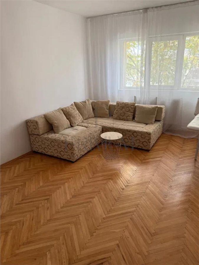 SOARELUI | 3 CAM | DECOMANDAT | 2 BAI | 2 BALCOANE | ANVELOPAT | CENTRALA | ET.3 - 