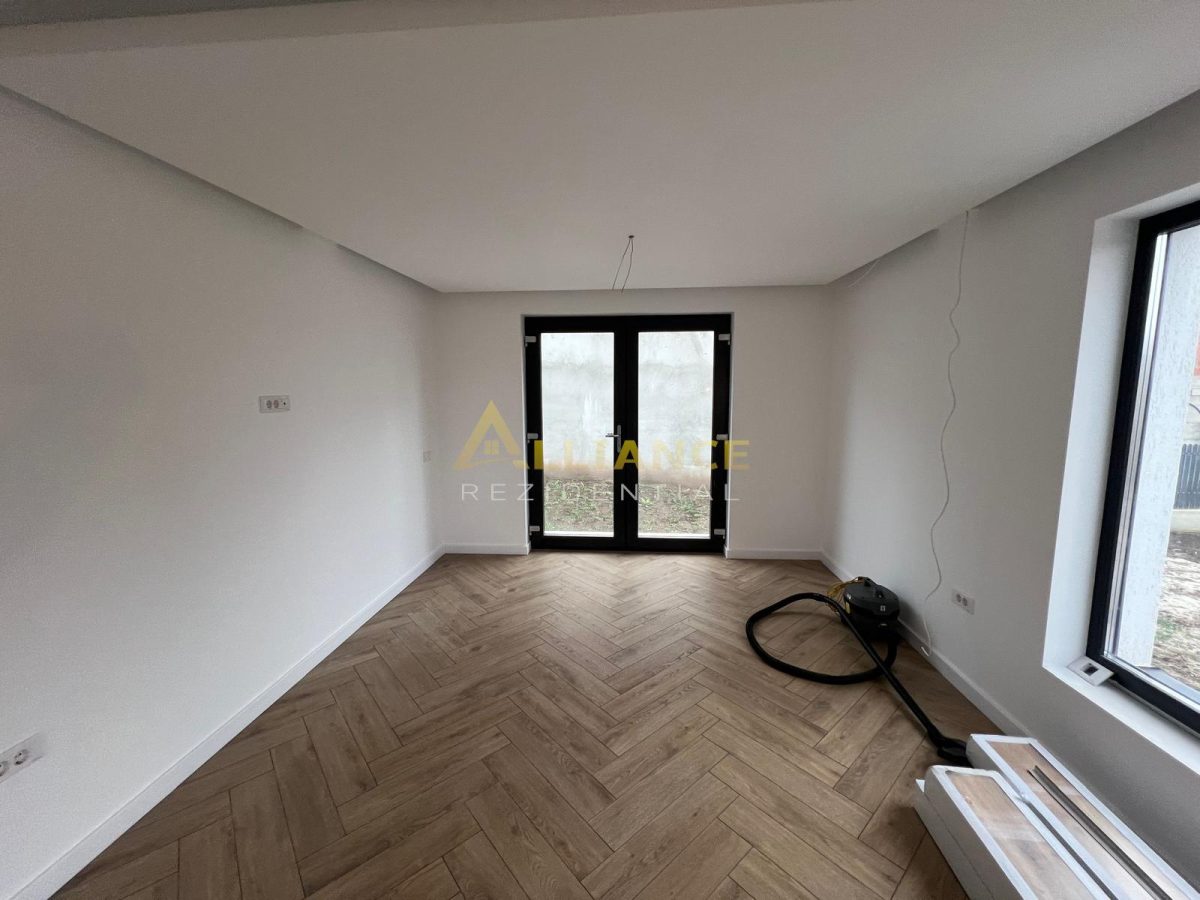 Casa  Individuala - 3 camere - 2 bai - 215mp teren - foto 7