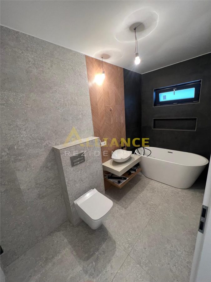 Casa  Individuala - 3 camere - 2 bai - 215mp teren - foto 9