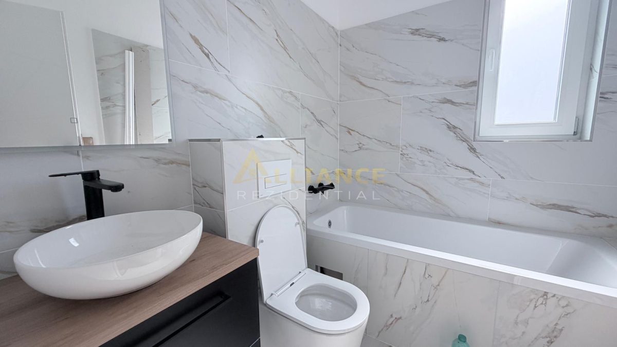 Casa Individuala - 3 camere - 2 bai - 440mp teren - foto 5