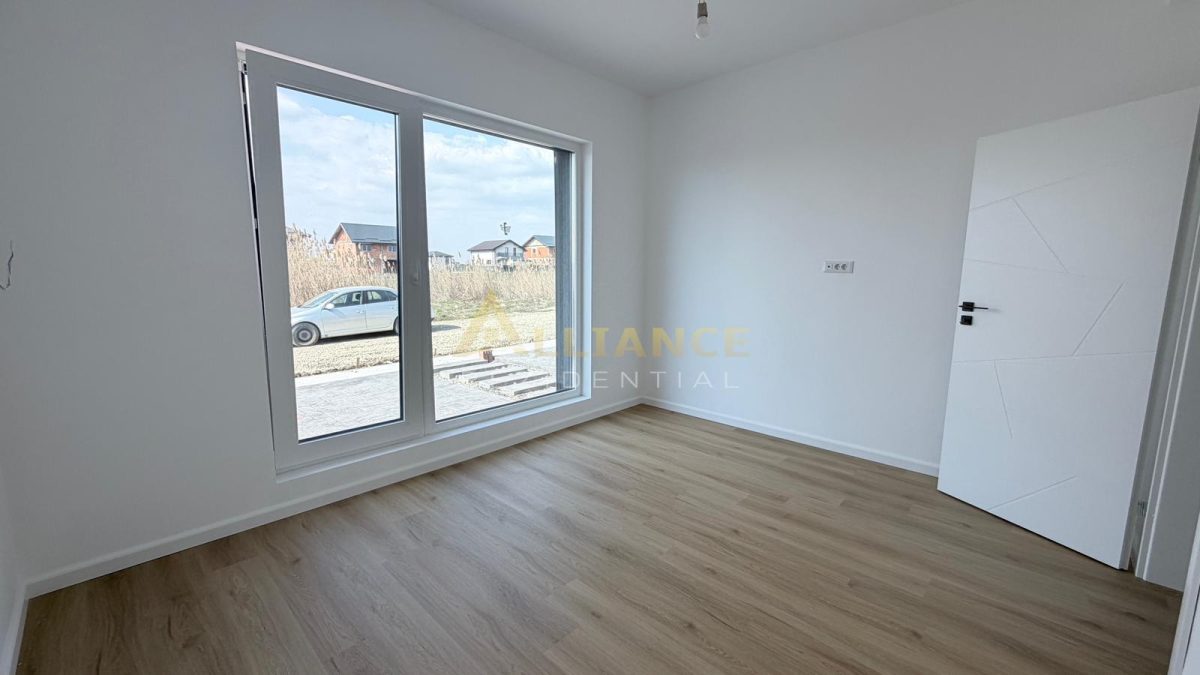 Casa Individuala - 3 camere - 2 bai - 440mp teren - foto 10