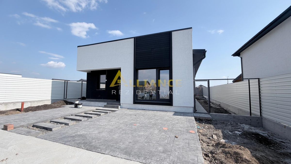 Casa Individuala - 4 camere - 2 bai - 450mp teren - foto 2