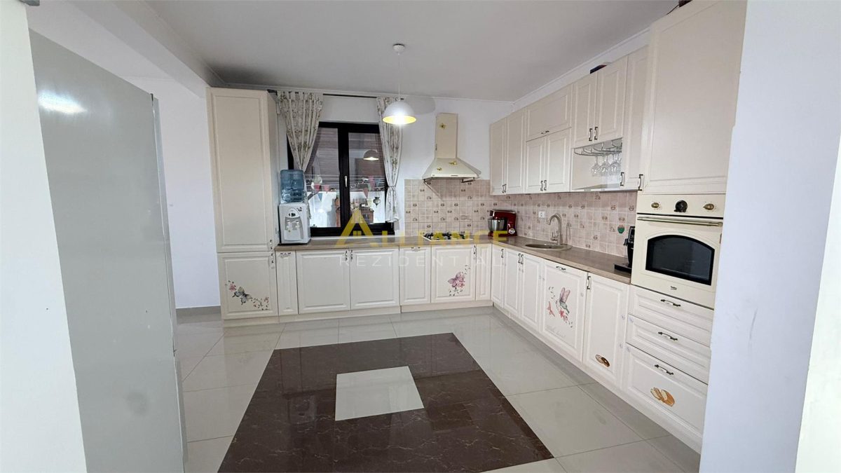 Duplex - 4 camere - 2 bai - 350mp teren - foto 6