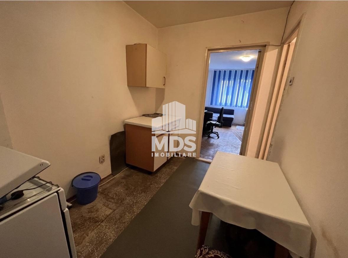 Etaj 1 in bloc anvelopat termic in Complexul Studentesc - foto 3