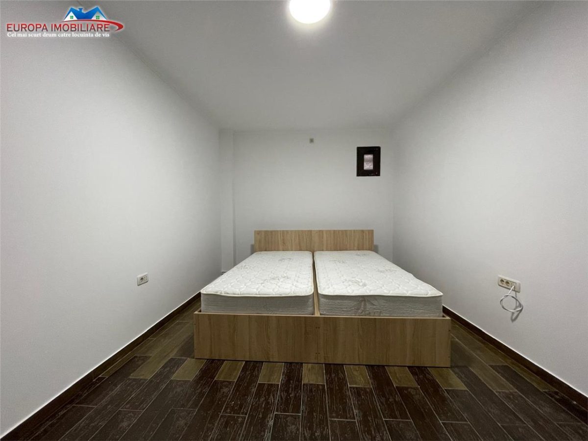 Spatiu comercial de vanzare  Zona E3 - foto 14