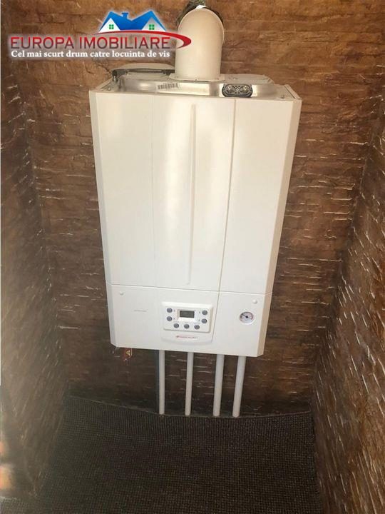 Spatiu comercial de vanzare  Zona E3 - foto 9